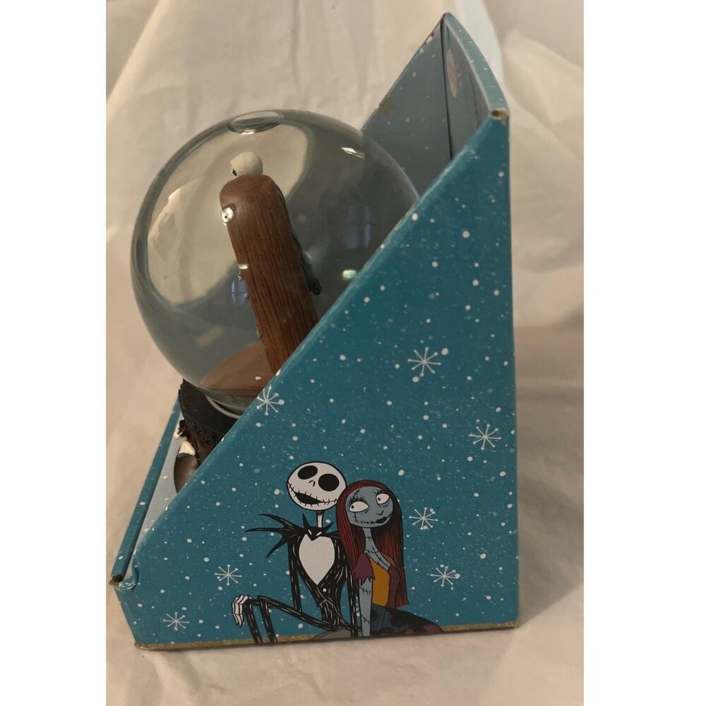 Disney The Nightmare Before Christmas Jack Skellington Musical SnoMotion Globe - Picture 12 of 15